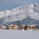Penthousewohnung Mit Garten Sauna Pool