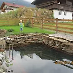 Hébergement de vacances Penthousewohnung Mit Garten Sauna Pool *