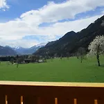 Hébergement de vacances Penthousewohnung Mit Garten Sauna Pool Maishofen