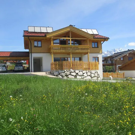 Ferienhaus Mandl Mit Garten Sauna Pool Maishofen