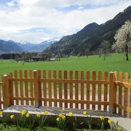 Penthousewohnung Mit Garten Sauna Pool *