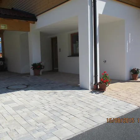 Penthousewohnung Mit Garten Sauna Pool