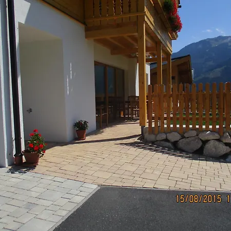 Hébergement de vacances Penthousewohnung Mit Garten Sauna Pool
