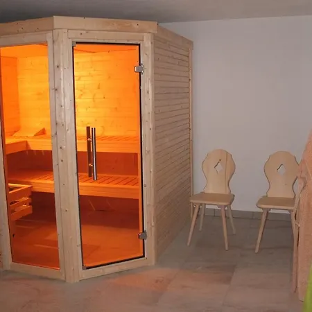 Penthousewohnung Mit Garten Sauna Pool * Майсхофен