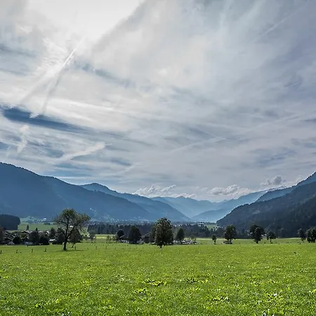 Penthousewohnung Mit Garten Sauna Pool