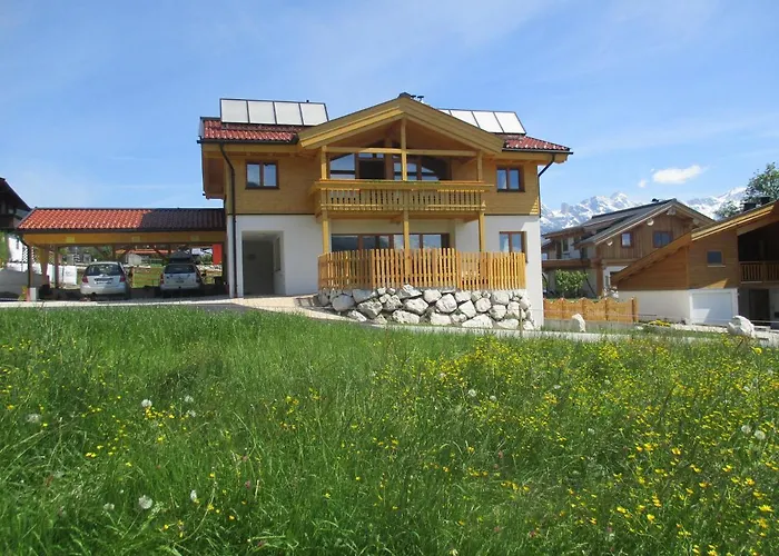 펜션 Penthousewohnung Mit Garten Sauna Pool 마이스호펜