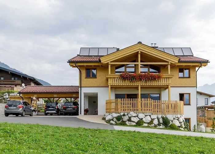 Penthousewohnung Mit Garten Sauna Pool Сasa de vacaciones Maishofen
