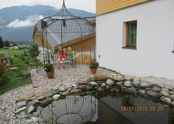 Penthousewohnung Mit Garten Sauna Pool
