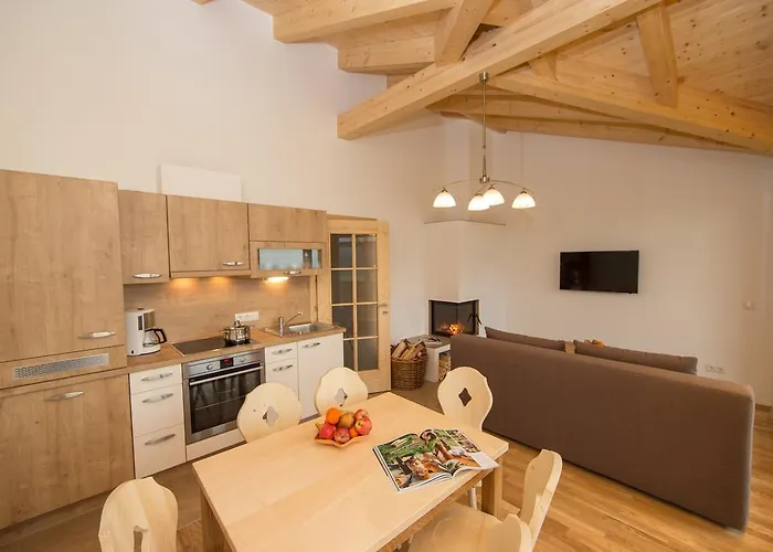 Penthousewohnung Mit Garten Sauna Pool * Maishofen